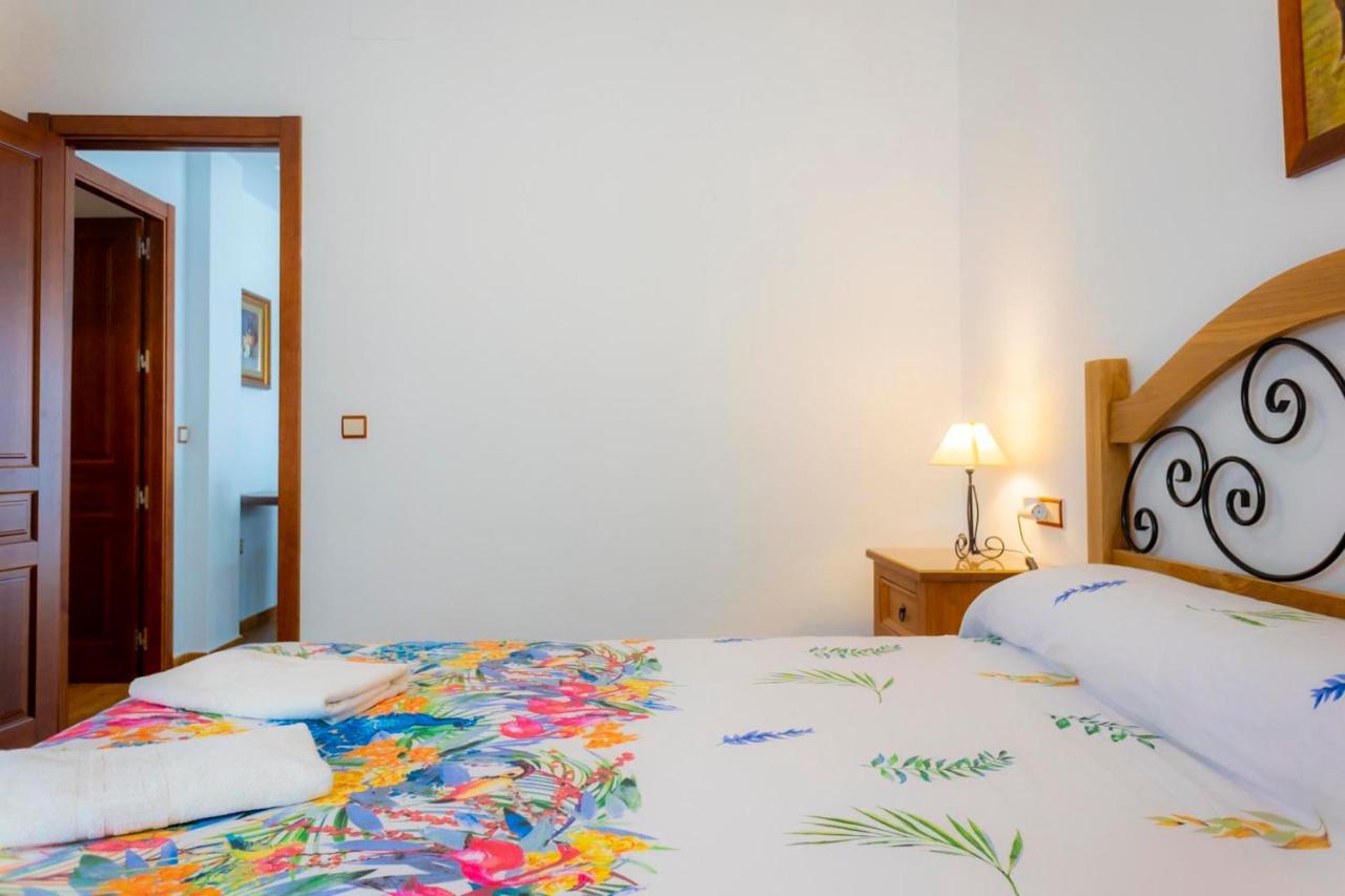 Lagar Del Chorro Junto Caminito Del Rey Piscina Y Baloncesto Lägenhet Exteriör bild